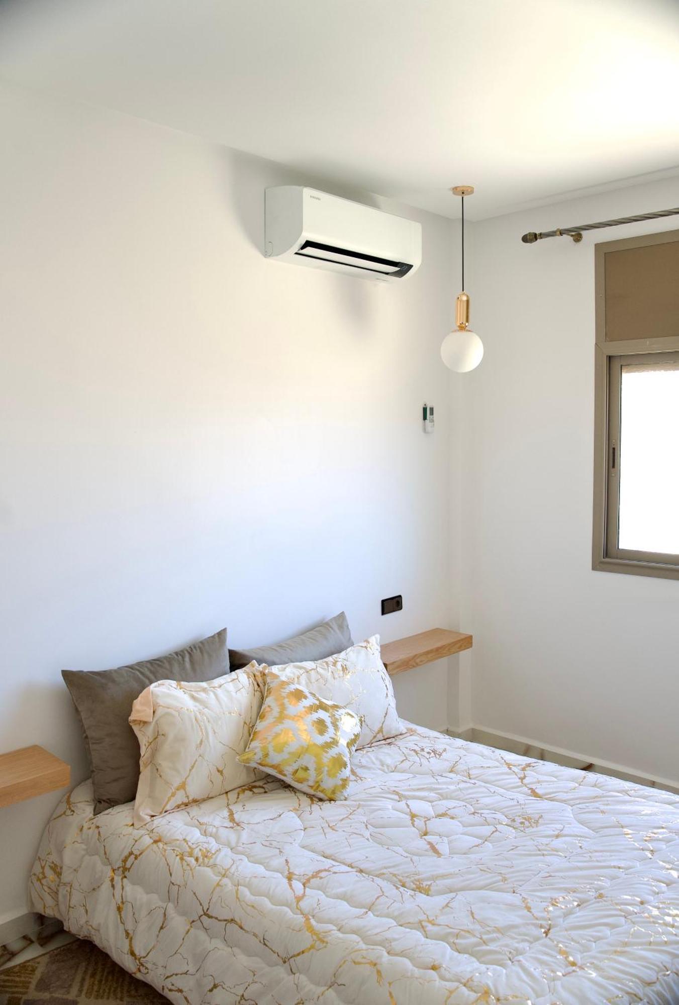 La Terrassa Appartement Climatise Азру Экстерьер фото